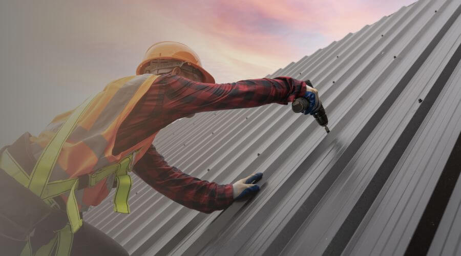Professional gutter cleaning in River Falls, AL